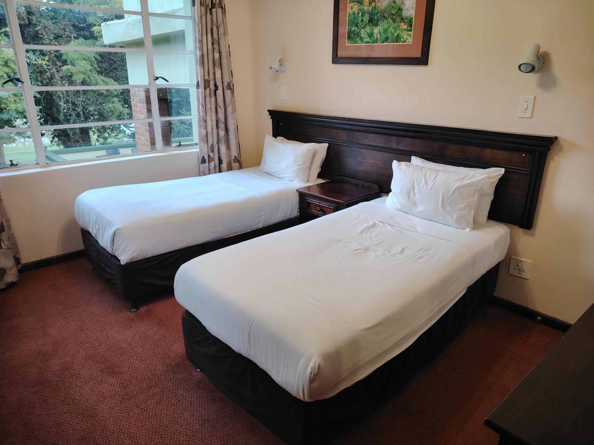 Gooderson Leisure Natal Spa Self Catering And Timeshare Resort Paulpietersburg ภายนอก รูปภาพ