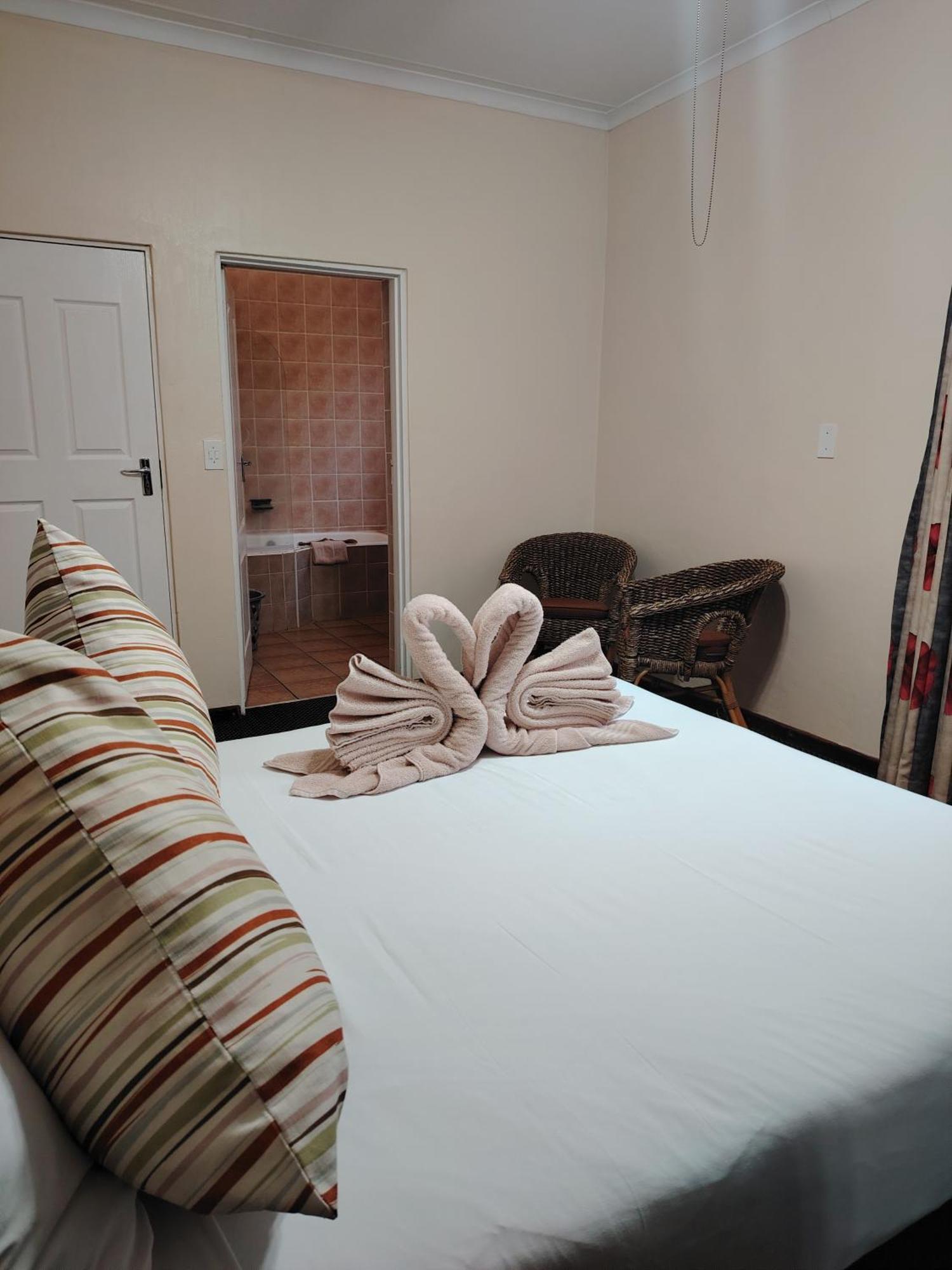 Gooderson Leisure Natal Spa Self Catering And Timeshare Resort Paulpietersburg ภายนอก รูปภาพ